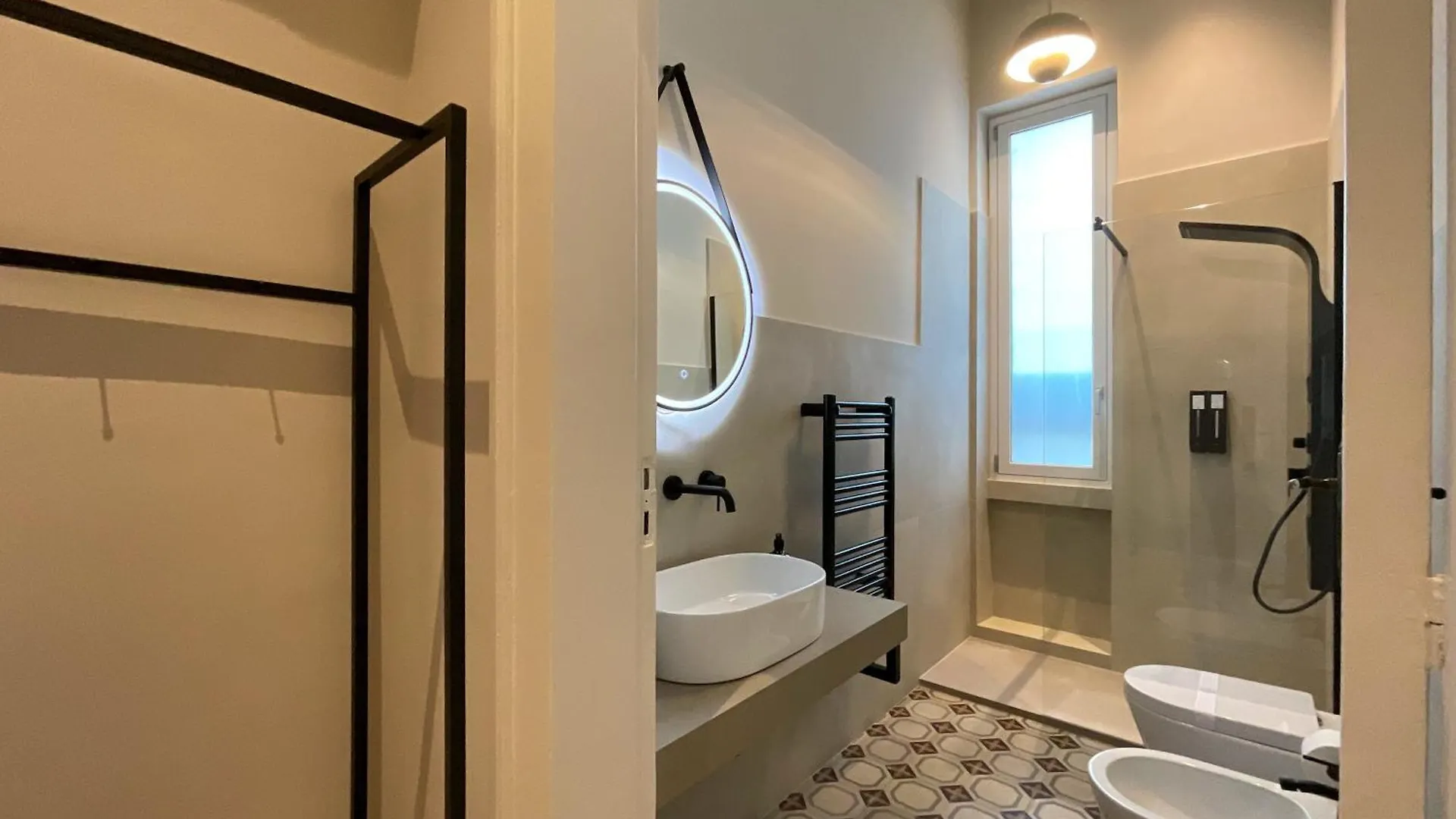 Maison Ines Luxury B&B Messine Couette-café